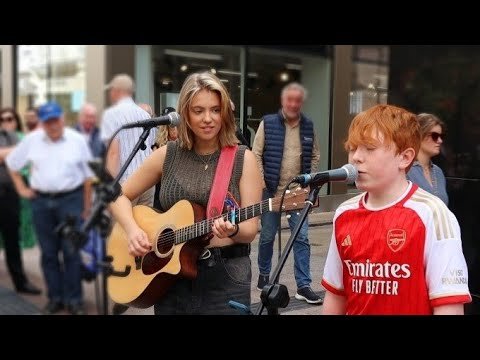 : A Crowd Sings 'Hallelujah' Together and the Room Goes Still