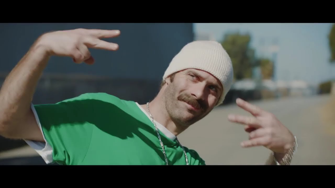 Robin Schulz: Robin Schulz Drops the Official Music Video for 'Sugar' and It Is Exactly As Addictive As the Song