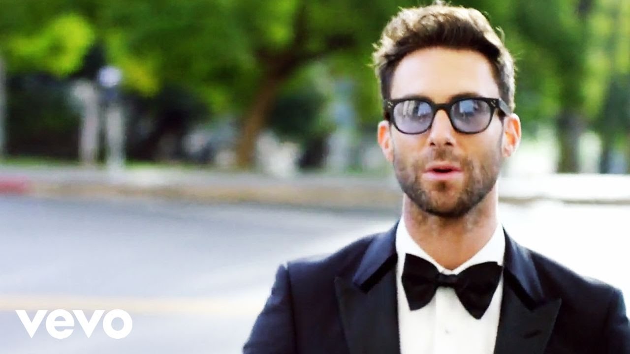 Maroon 5: Maroon 5 Crashed Real LA Weddings on December 6, 2014 and the Couples Had No Idea