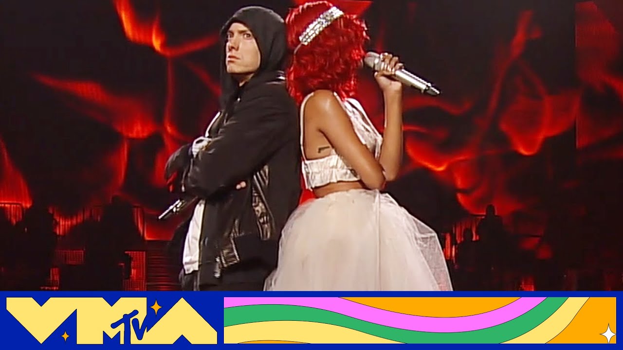 MTV: Eminem and Rihanna Brought the 2010 VMAs to a Standstill With 'Not Afraid' and 'Love the Way You Lie'
