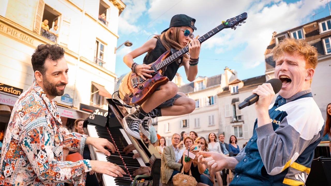 Julien Cohen: A Bohemian Rhapsody Flashmob Just Stopped an Entire Crowd in Its Tracks