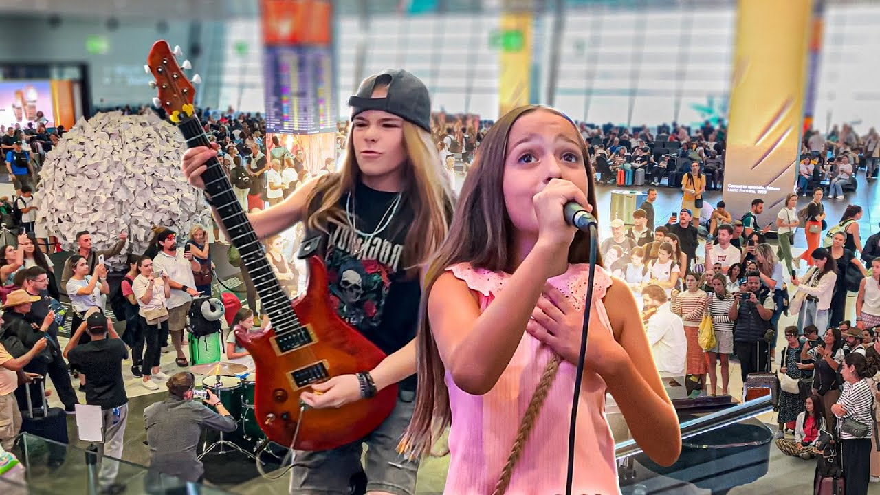 Violin Phonix: A 9-Year-Old Violinist Stopped an Entire Airport With 'Over the Rainbow'