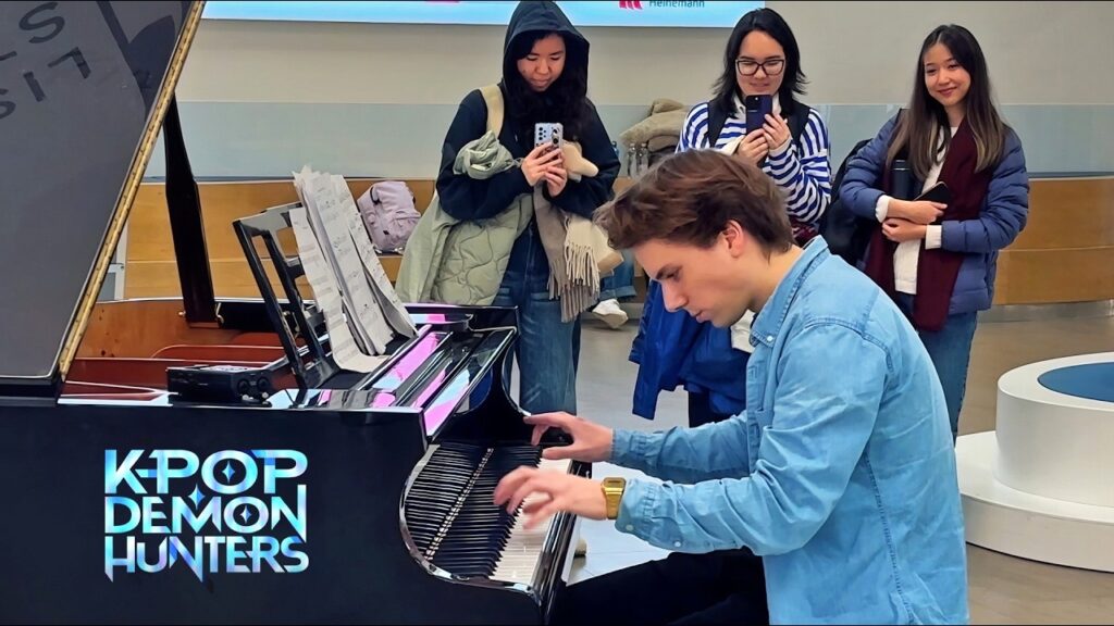 Peter Buka: Peter Buka Plays a Stunning 'GOLDEN' K-Pop Cover on a Public Piano